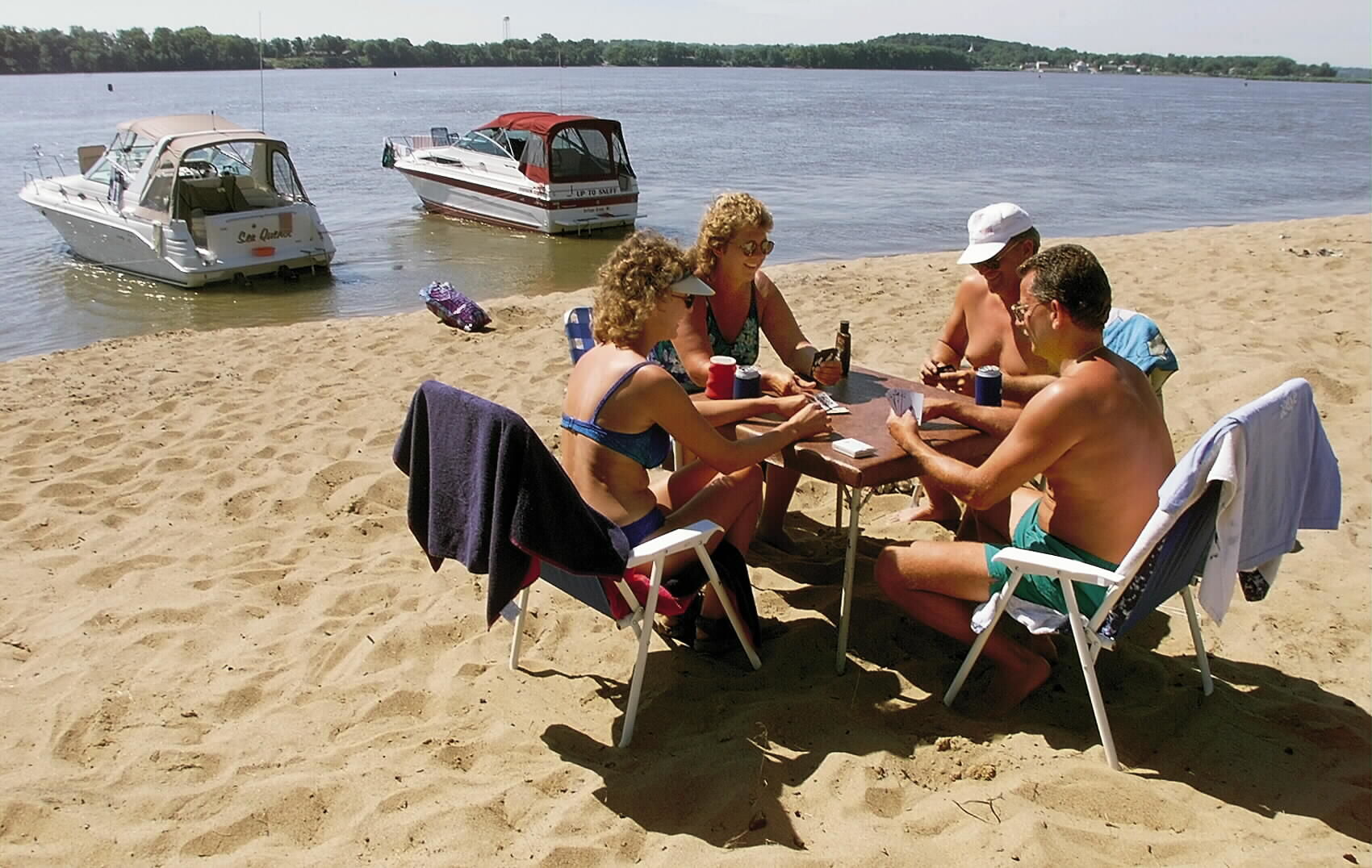Mississippi_river_islands..._08_03_99.1.jpg